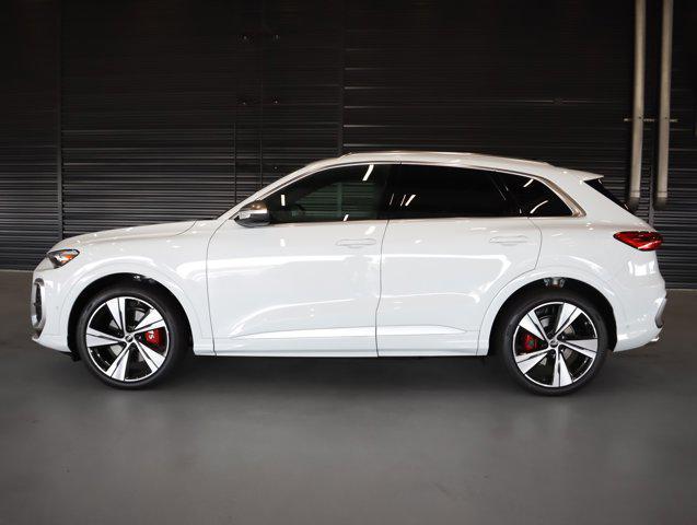 new 2025 Audi SQ5 car, priced at $73,450