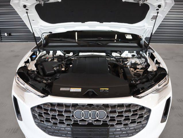 new 2025 Audi Q5 car, priced at $61,800