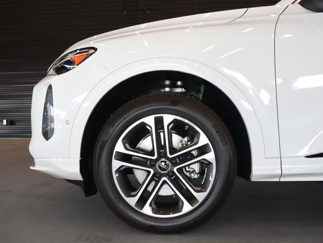 new 2025 Audi Q5 car, priced at $57,760