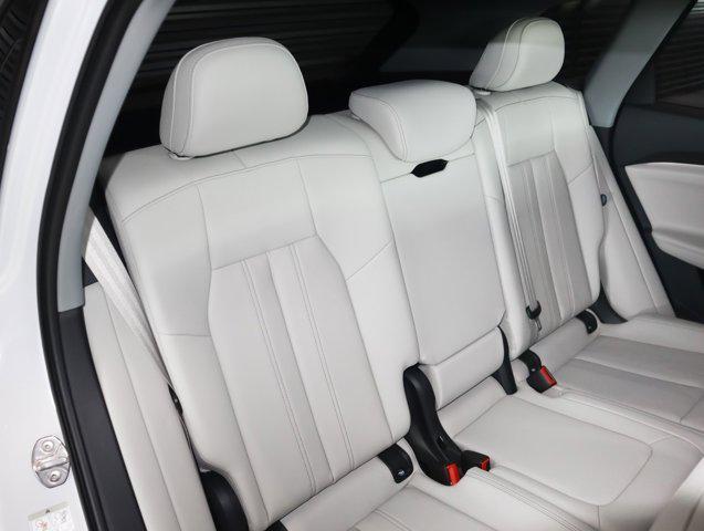 new 2025 Audi Q5 car, priced at $57,760