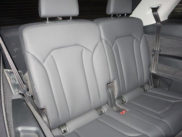 used 2022 Audi Q7 car, priced at $35,499