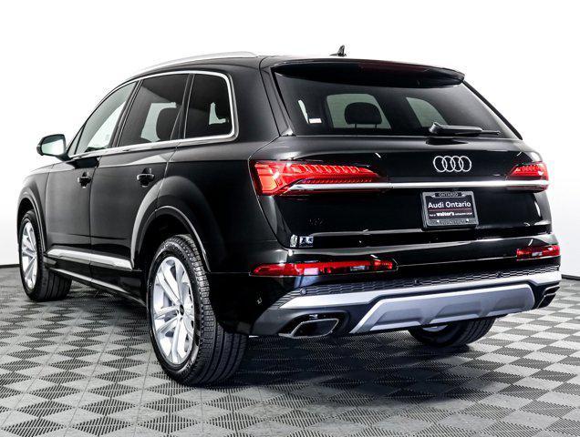 new 2025 Audi Q7 car, priced at $65,270