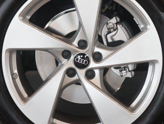 new 2025 Audi Q5 car, priced at $60,440