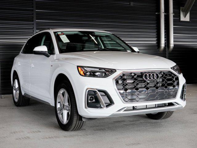 new 2025 Audi Q5 car, priced at $67,385