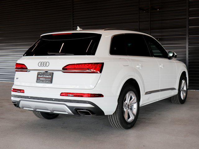 new 2025 Audi Q7 car, priced at $62,860