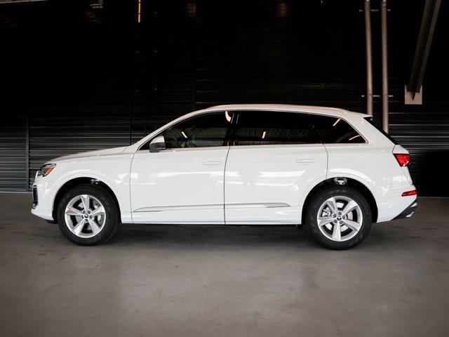 new 2025 Audi Q7 car, priced at $62,860