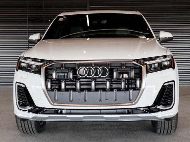 new 2025 Audi Q7 car, priced at $62,860