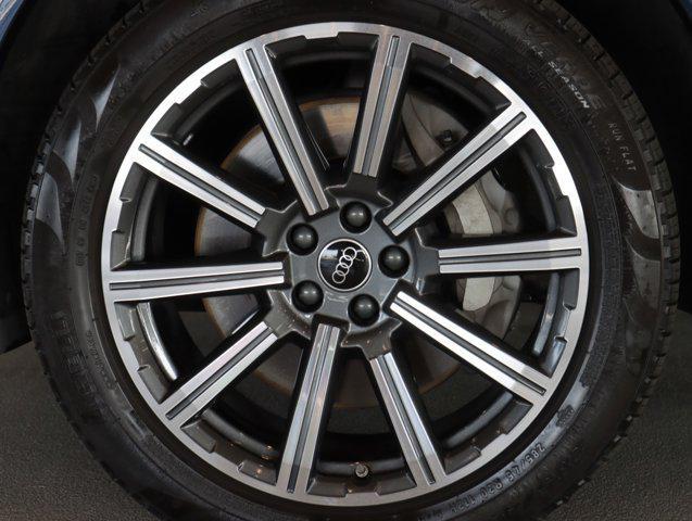 used 2023 Audi Q7 car, priced at $39,000