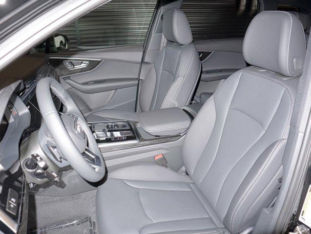 new 2025 Audi Q7 car, priced at $74,090