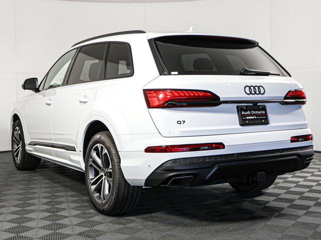 new 2025 Audi Q7 car, priced at $71,310