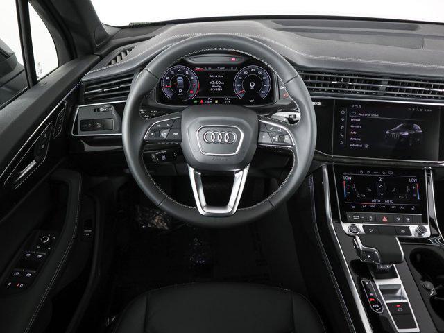 new 2025 Audi Q7 car, priced at $69,820