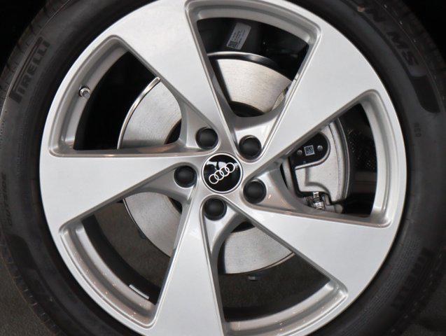 new 2025 Audi Q5 car, priced at $59,685