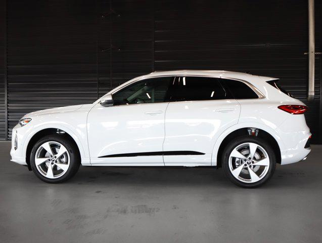 new 2025 Audi Q5 car, priced at $59,685