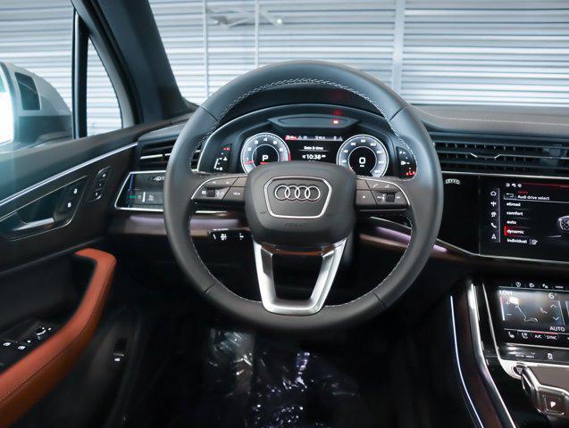 new 2025 Audi Q7 car, priced at $86,310