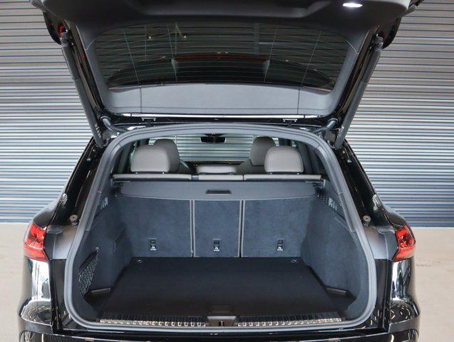 new 2025 Audi Q5 car, priced at $60,960