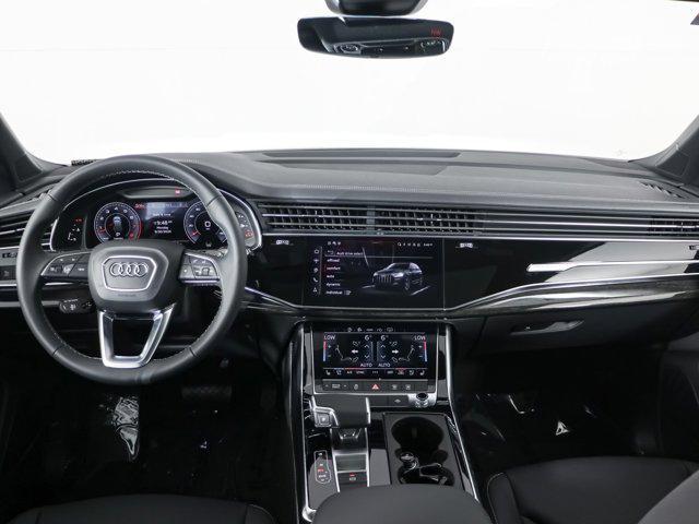 new 2025 Audi Q7 car, priced at $75,510