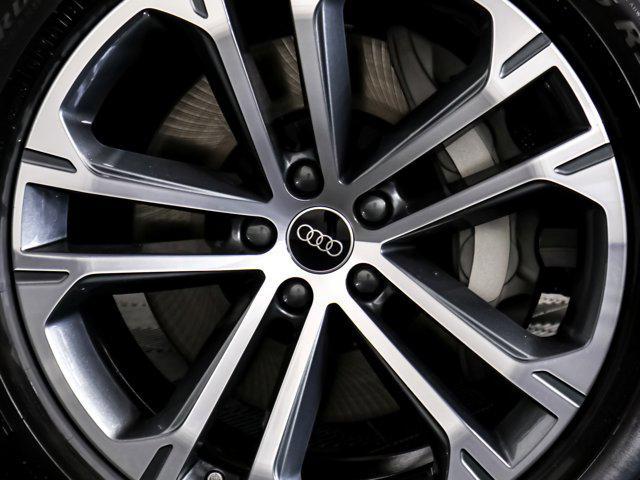 new 2025 Audi Q7 car, priced at $68,820