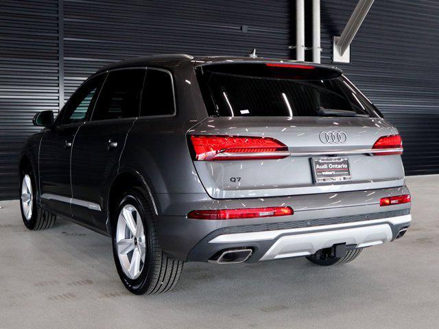 new 2025 Audi Q7 car, priced at $69,410