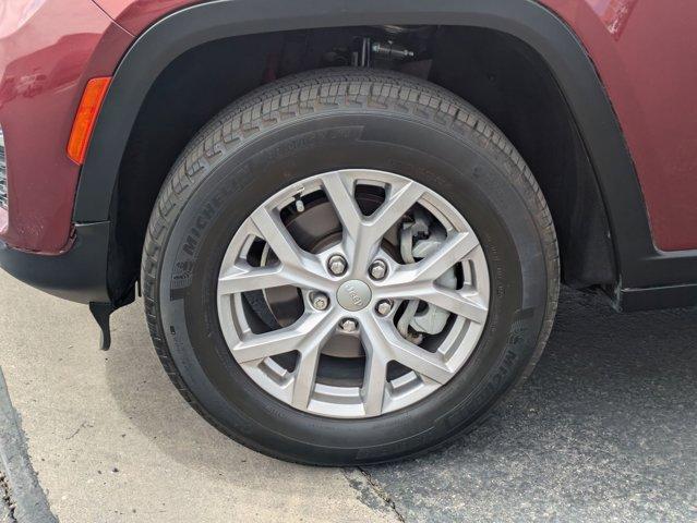 used 2022 Jeep Grand Cherokee car, priced at $31,398