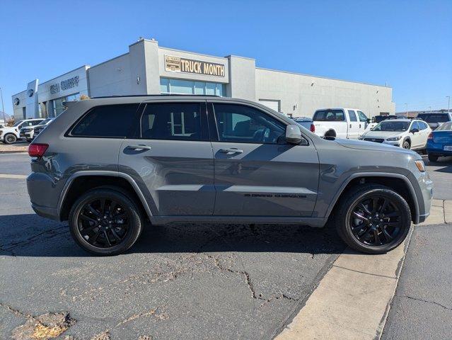 used 2022 Jeep Grand Cherokee WK car, priced at $26,032