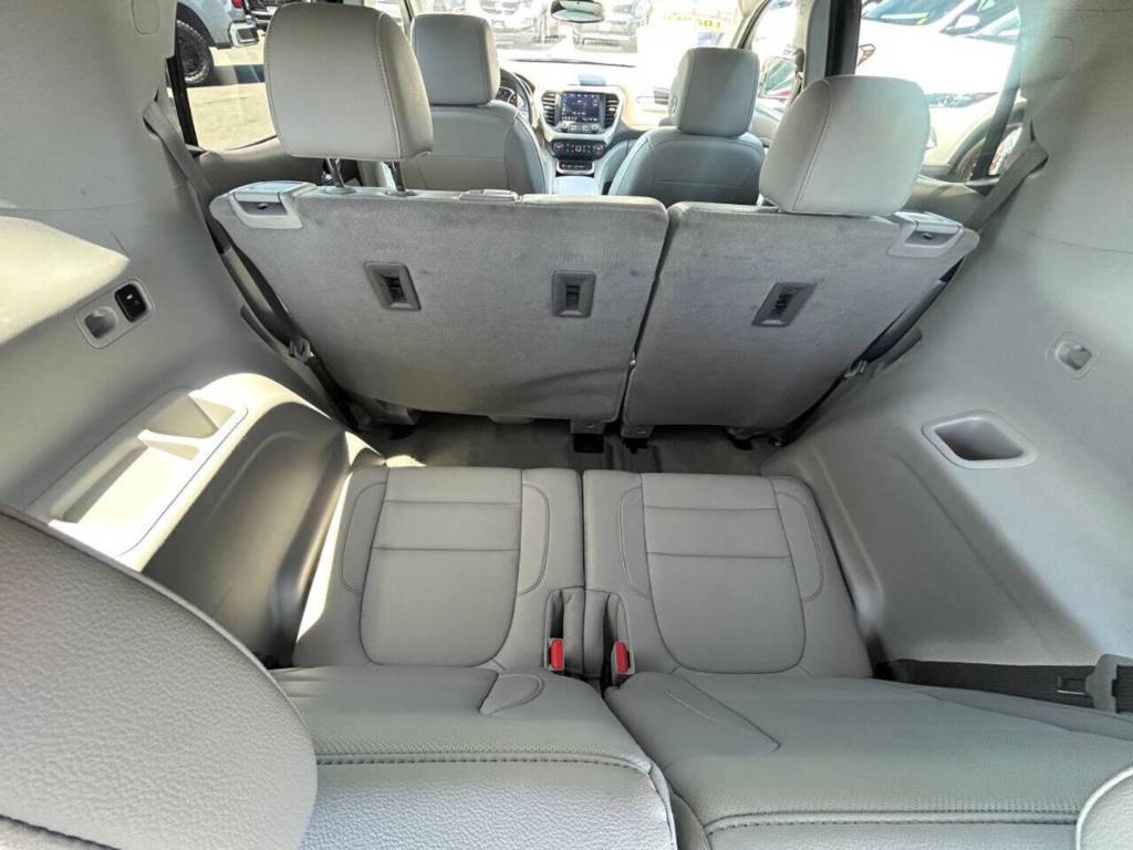 used 2023 GMC Acadia car, priced at $25,997