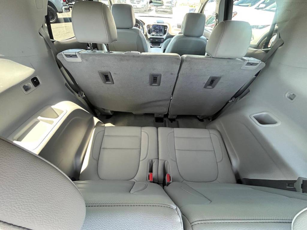 used 2023 GMC Acadia car, priced at $27,797