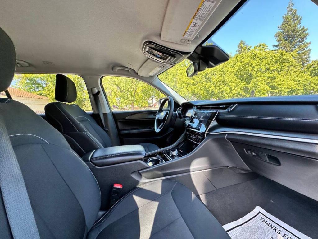 used 2023 Jeep Grand Cherokee L car, priced at $28,999
