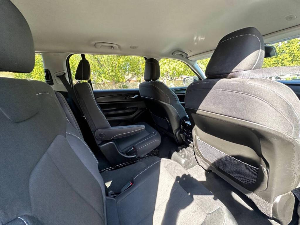 used 2023 Jeep Grand Cherokee L car, priced at $28,999