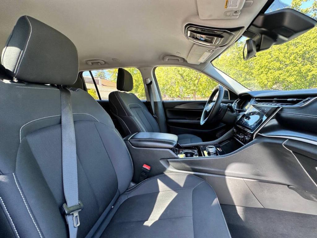 used 2023 Jeep Grand Cherokee L car, priced at $28,999