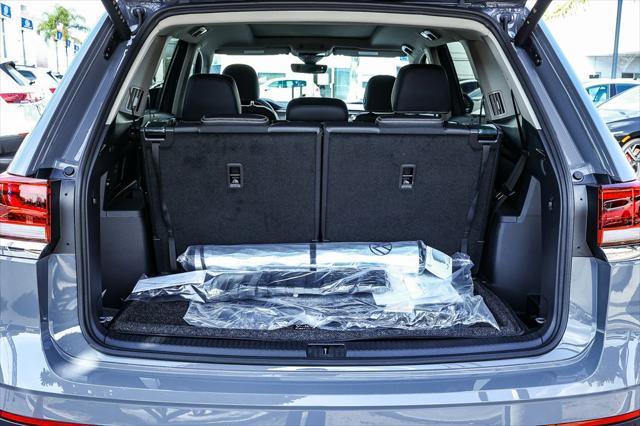 new 2025 Volkswagen Atlas car, priced at $42,587