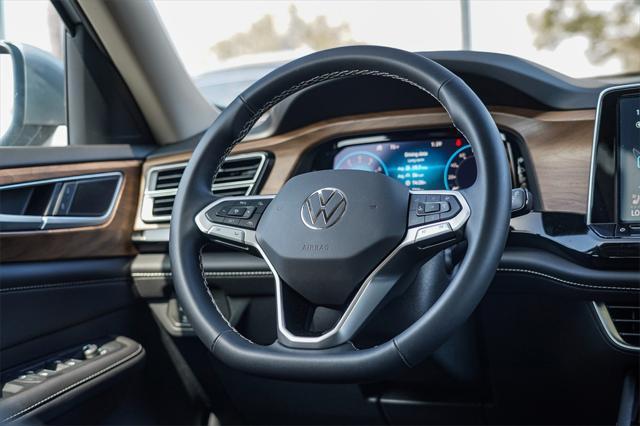 new 2024 Volkswagen Atlas car, priced at $41,058