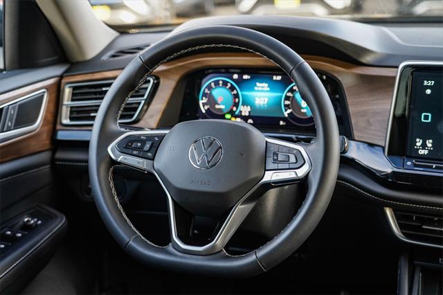 new 2025 Volkswagen Atlas car, priced at $38,836