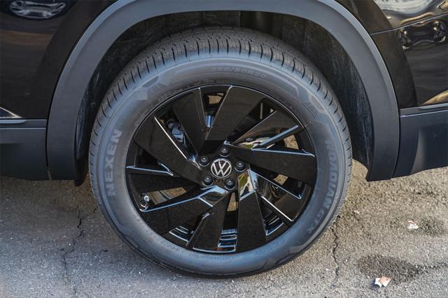 new 2025 Volkswagen Atlas car, priced at $45,029