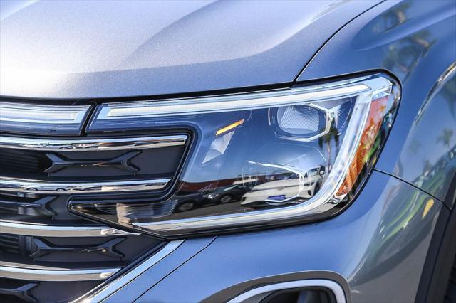 new 2025 Volkswagen Atlas car, priced at $43,823