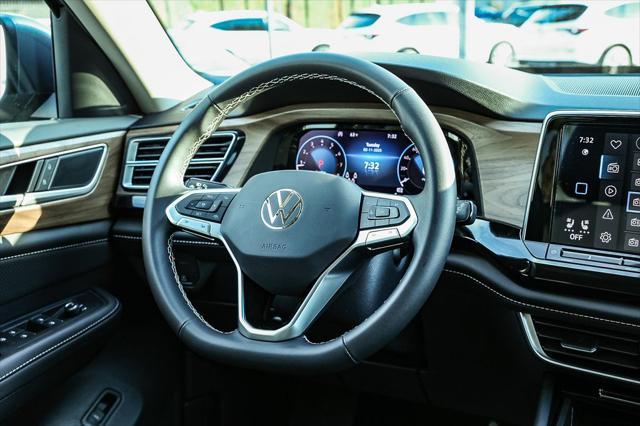 new 2025 Volkswagen Atlas car, priced at $43,823