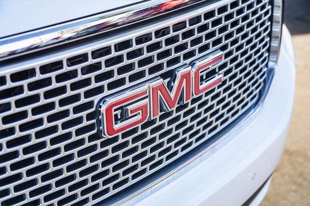 used 2016 GMC Yukon car, priced at $29,839