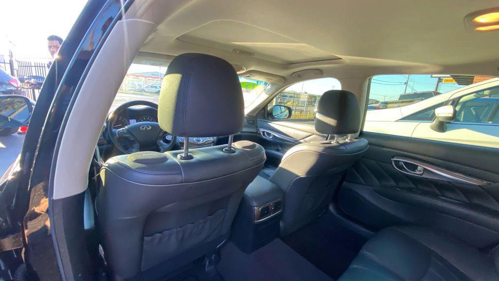 used 2015 INFINITI Q70L car, priced at $13,499