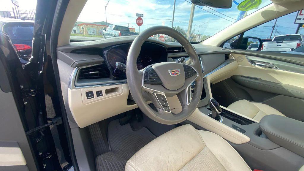 used 2018 Cadillac XT5 car, priced at $15,999