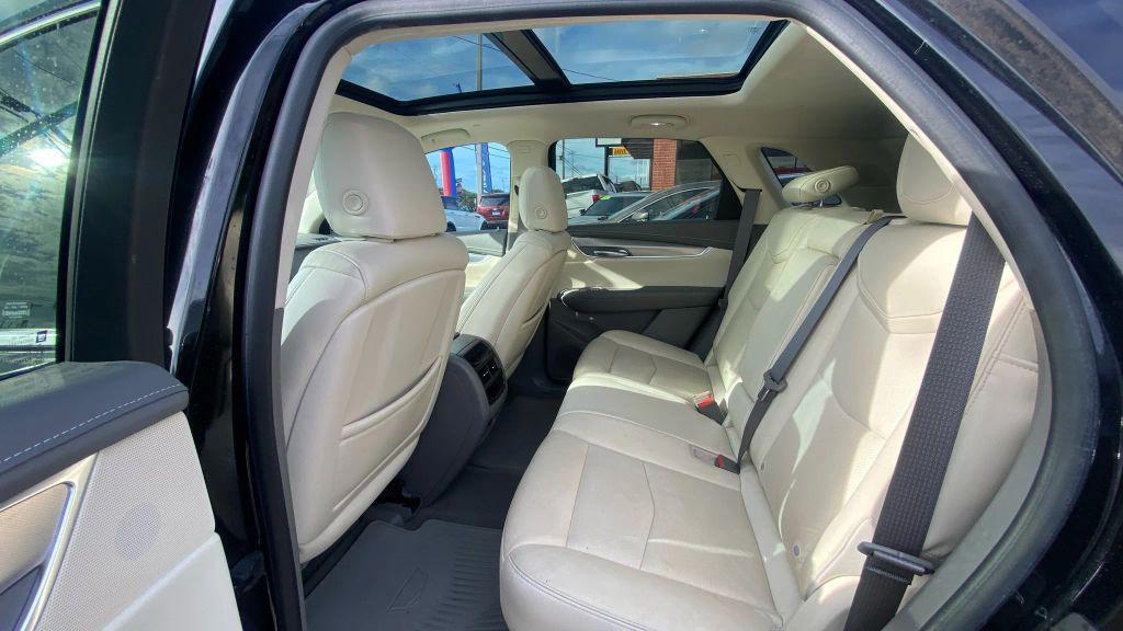 used 2018 Cadillac XT5 car, priced at $15,999