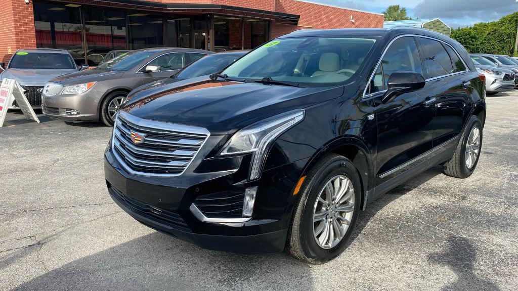 used 2018 Cadillac XT5 car, priced at $15,999