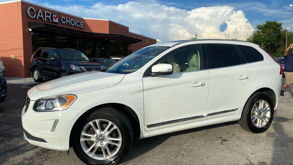 used 2015 Volvo XC60 car, priced at $9,999