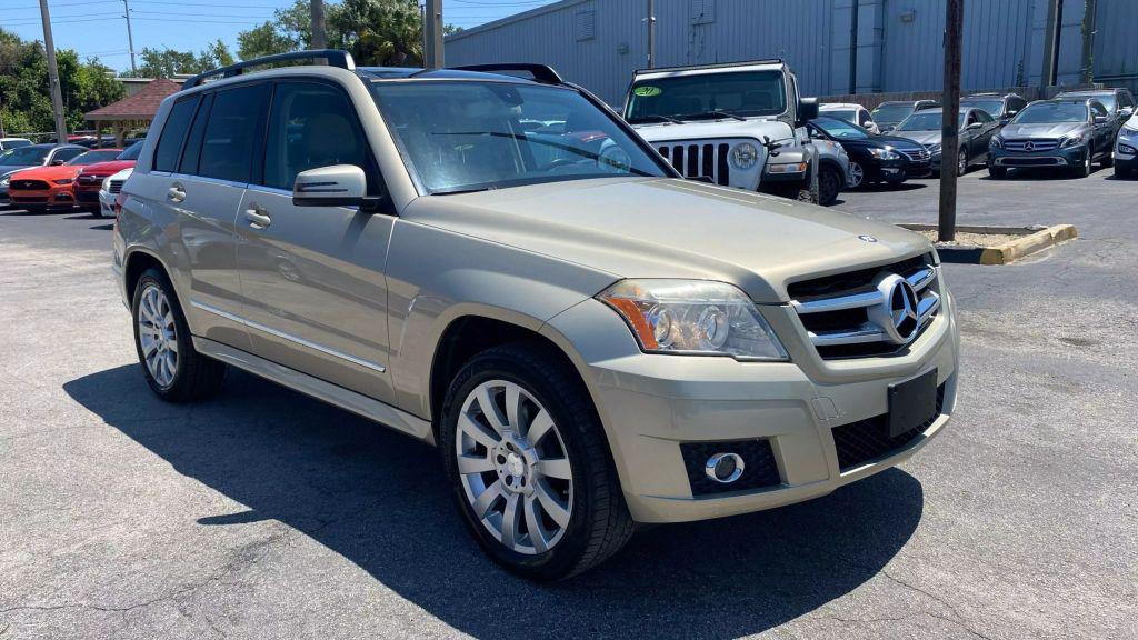 used 2011 Mercedes-Benz GLK-Class car, priced at $6,299