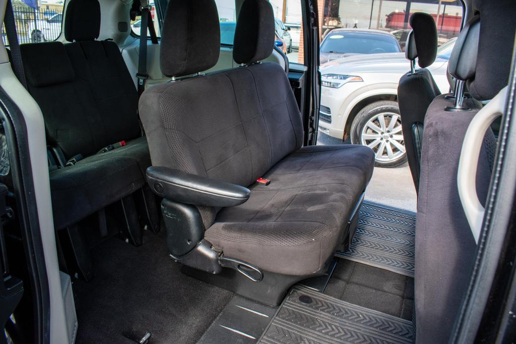used 2014 Dodge Grand Caravan car, priced at $9,499