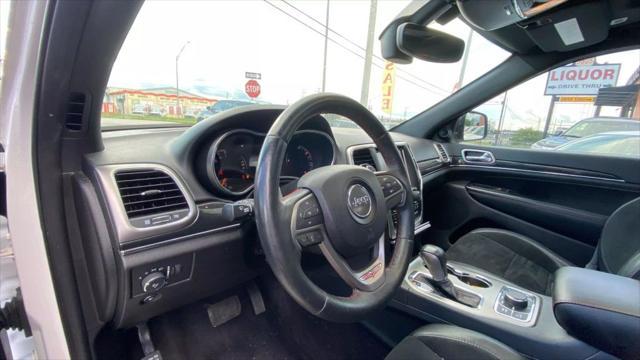 used 2017 Jeep Grand Cherokee car, priced at $16,499