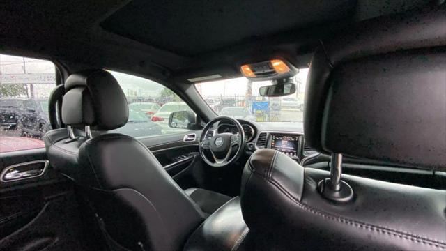 used 2017 Jeep Grand Cherokee car, priced at $16,499