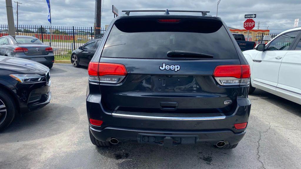 used 2014 Jeep Grand Cherokee car, priced at $10,999