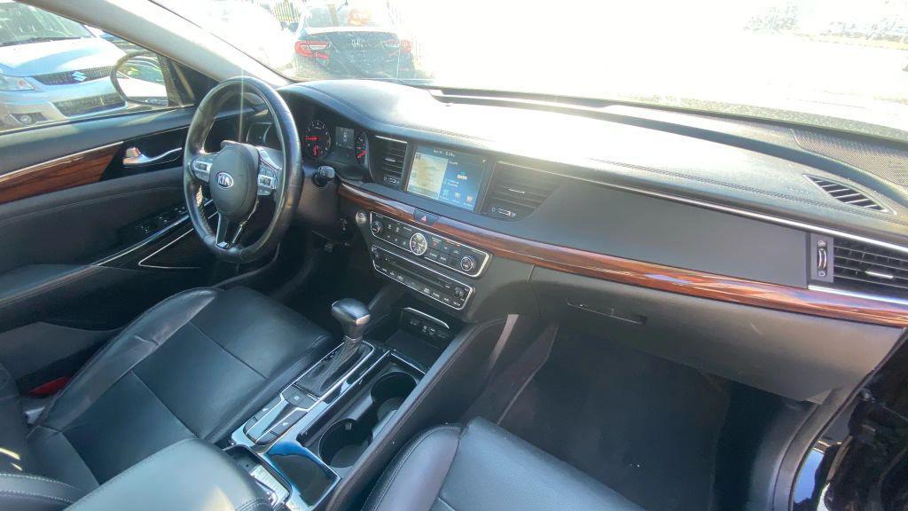 used 2017 Kia Cadenza car, priced at $13,999