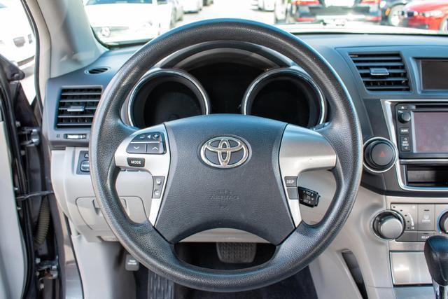 used 2013 Toyota Highlander car, priced at $10,999