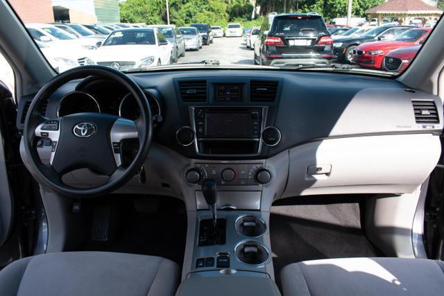 used 2013 Toyota Highlander car, priced at $10,999