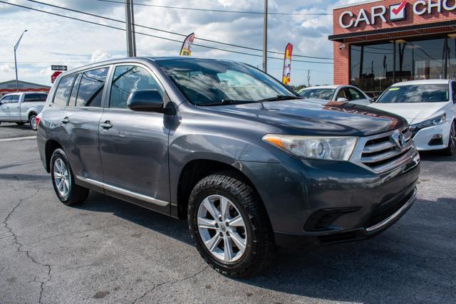 used 2013 Toyota Highlander car, priced at $10,999